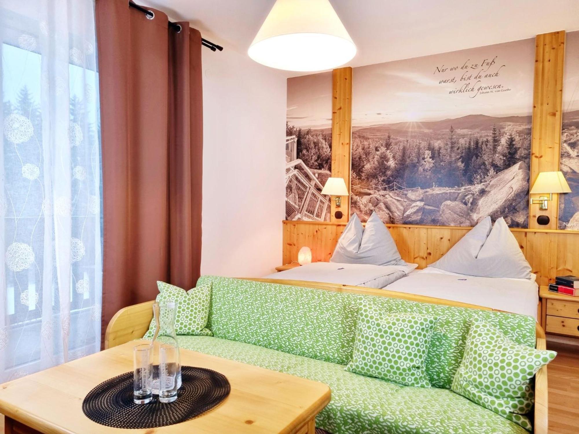 Cafe-Pension Kristall Hirschenwies ภายนอก รูปภาพ