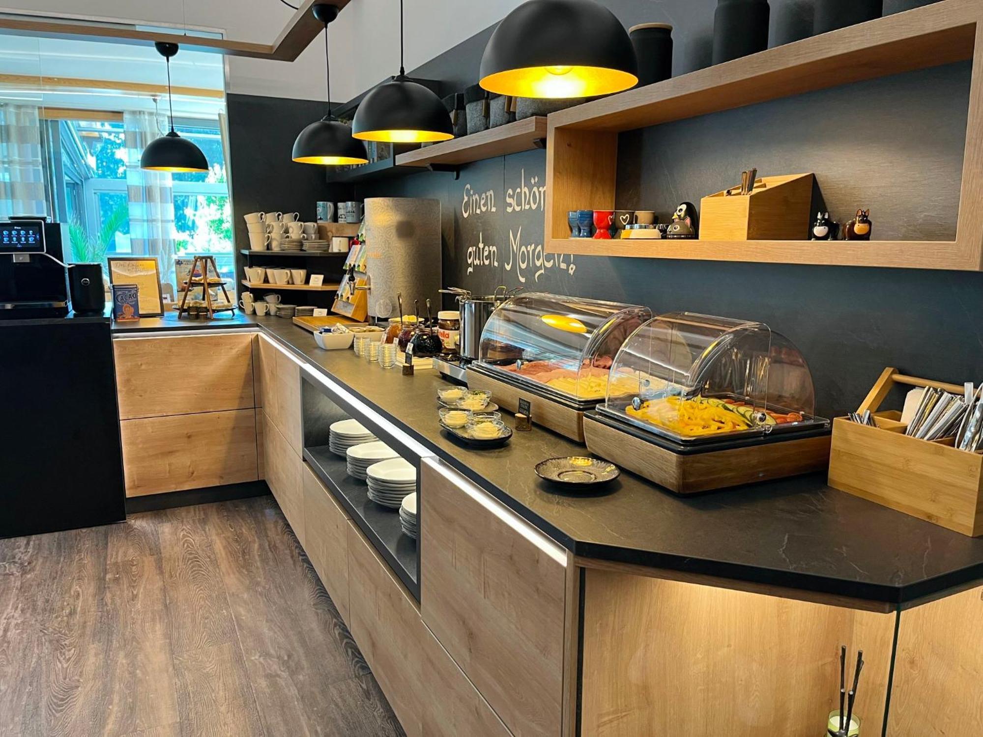 Cafe-Pension Kristall Hirschenwies ภายนอก รูปภาพ