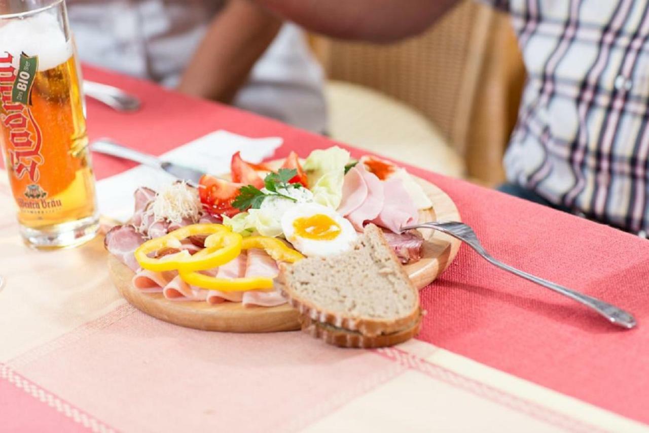 Cafe-Pension Kristall Hirschenwies ภายนอก รูปภาพ